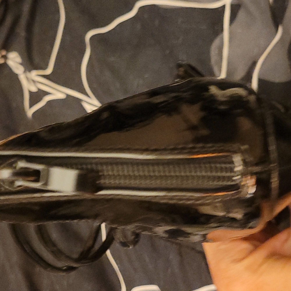 Heels - Picture 5 of 8